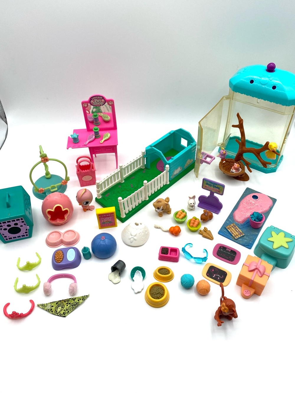 Littlest Pet Shop Vintage Lot of Toys 1990’s LPS